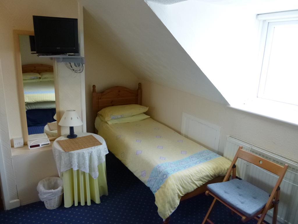 Sunbay Guest House Weymouth Room photo