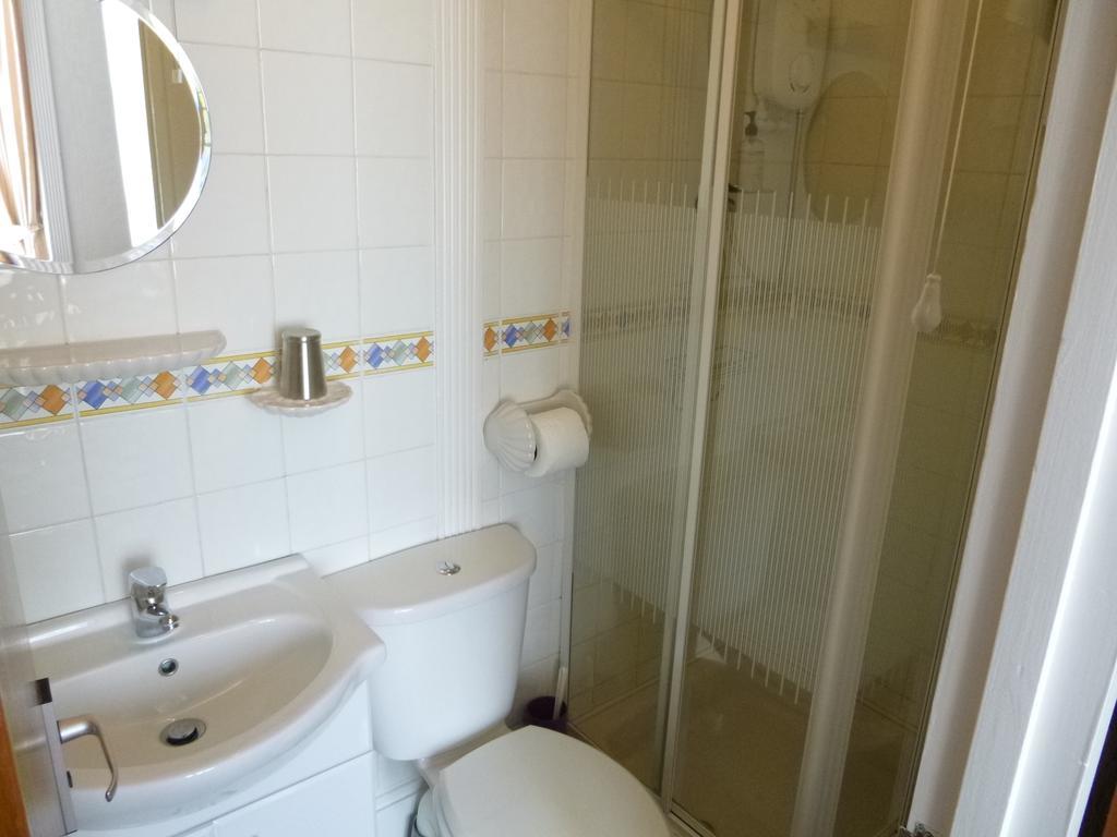 Sunbay Guest House Weymouth Room photo